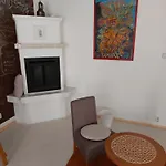 Vandrarhem 25 *